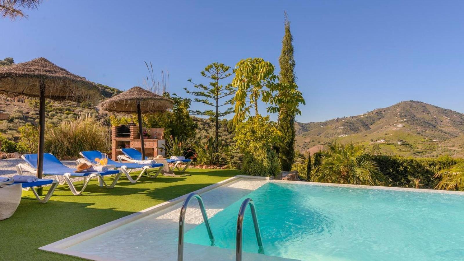 Villa Las Palmeras De Torrox By Ruralidays Εξωτερικό φωτογραφία