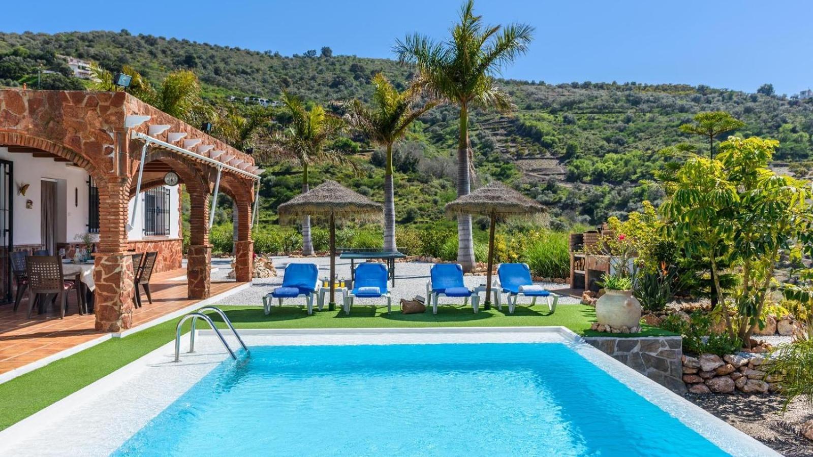 Villa Las Palmeras De Torrox By Ruralidays Εξωτερικό φωτογραφία